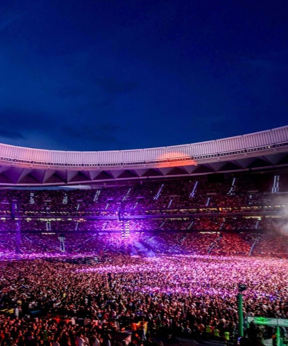 EuropaPress_6048254_miles_espectadores_concierto_duo_estopa_estadio_metropolitano_22_junio_2024